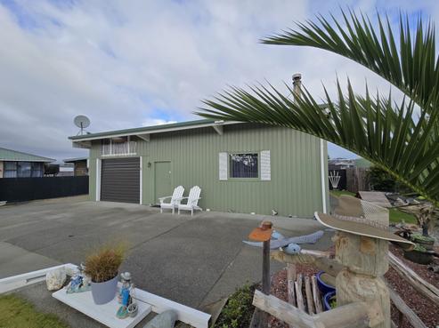 4 West Drive, Hokitika