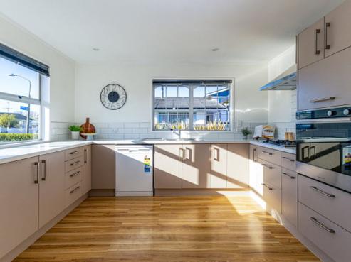 45 Tucker Street, Allenton