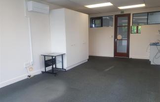Great Suburban Office Location			