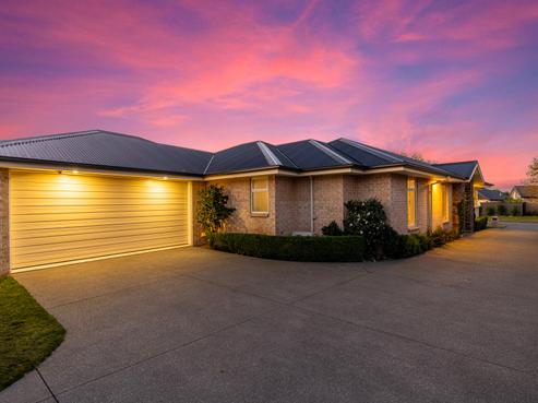 51 Carradale Avenue, Broomfield