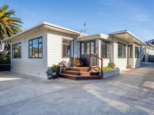 51 Oxford Street, Tawa