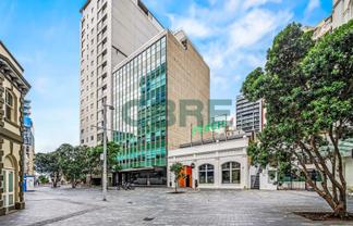 CBRE - Vibrant Office on Fort