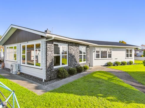 2 Weld Street, Levin