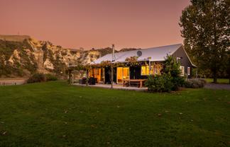 161 E and Rowes Road, Hunterville