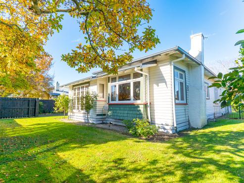 808 Riverslea Road South, Akina