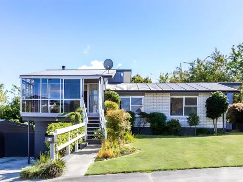 34 Birch Street, Hilltop
