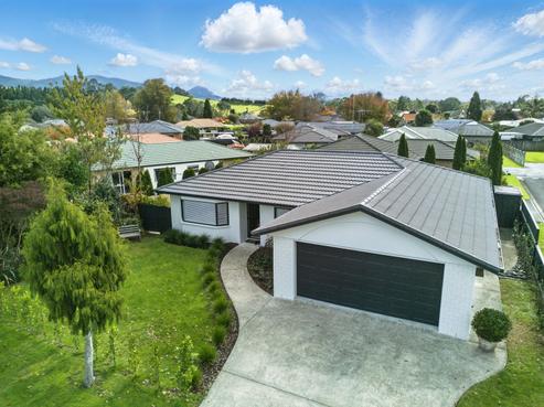 52 Highfields Drive, Katikati