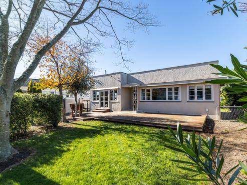 33 Avondale Road, Taradale