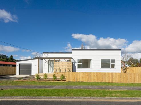32 Valley Road, Hikurangi