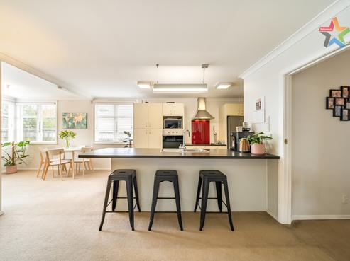 1 Waldie Grove, Avalon