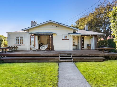 8 Clyde Street, Epsom