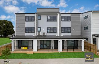 5 & 7 Awhi Way, Karaka