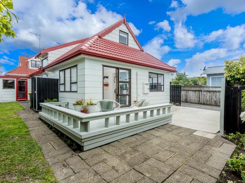 1/30 Ngataringa Road, Devonport