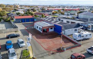 Affordable freehold with big potential