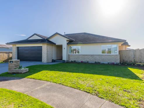 9 Santa Teresa Court, Paraparaumu Beach
