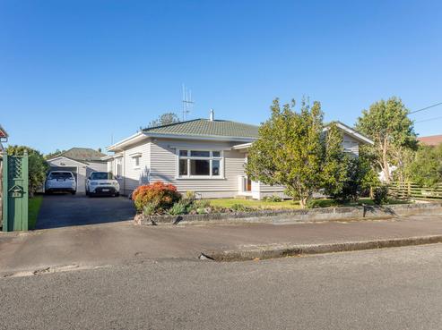 24 Chamberlain Street, Dannevirke