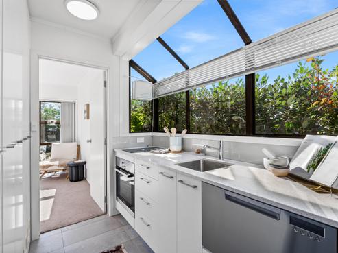 327E Hobsonville Road, Hobsonville