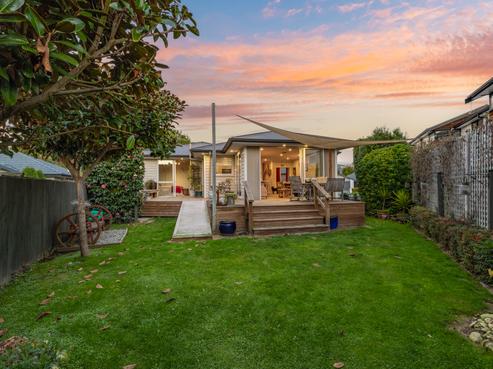 27 Roxburgh Street, Sydenham
