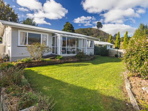 7 Wilson Road, Hunterville
