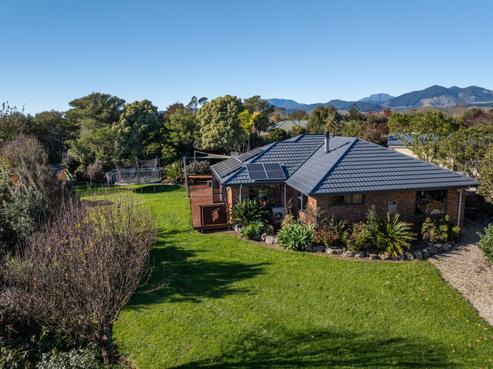 109 Totara View Road, Wakefield