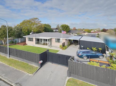 13 Petries Road, Woodend