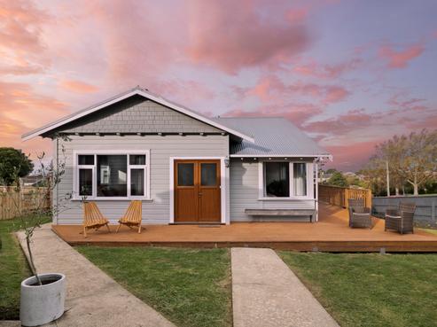 63 English Avenue, Mornington