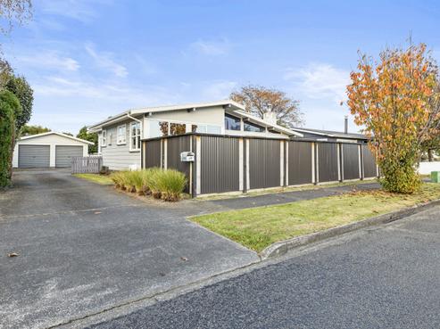 27 Dewe Avenue, Feilding