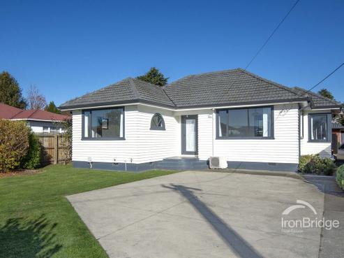 32 Amyes Road, Hornby