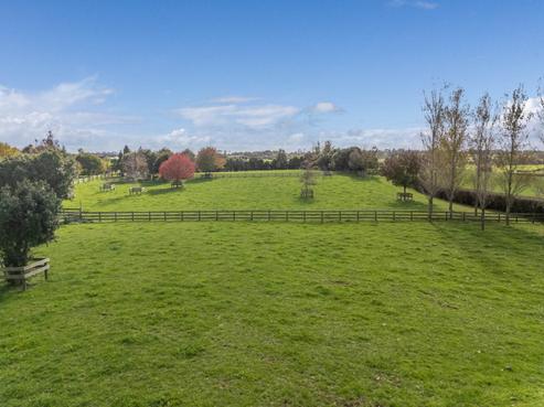 323 Lewis Road, Karaka