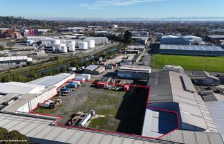 Woolston Warehouse and Yard