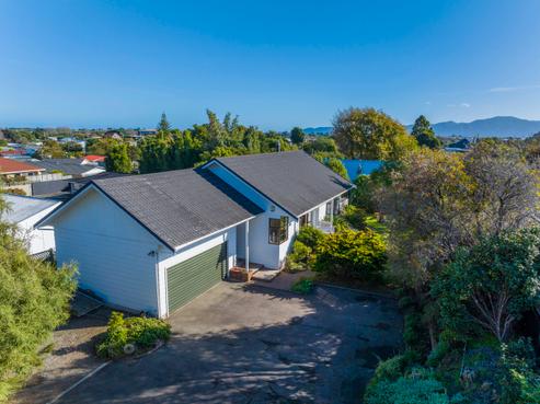 69 Amohia Street, Paraparaumu