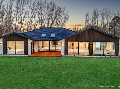 48 Mapleham Drive, Pegasus