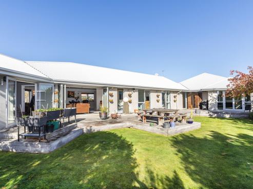 77A Sapphire Street, Casebrook