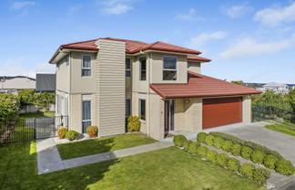 8 St Johns Heights, Otamatea