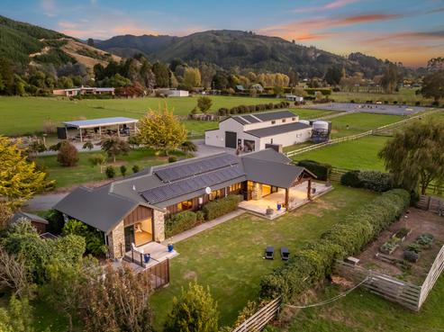 61A Colletts Road, Mangaroa