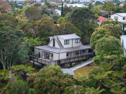 41 Taioma Crescent, Te Atatu Peninsula