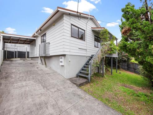 1/18 Sherwood Avenue, Te Atatu South