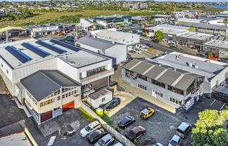 404sqm mixed use land!