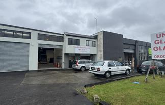 Wairau road front industrial - 331sqm