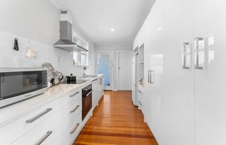 1/220 Russell Road, Manurewa