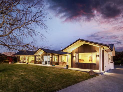 11 Apatu Place, Waipukurau and Surrounds