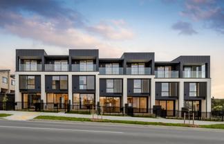 4/239 Flat Bush School Road, Flat Bush