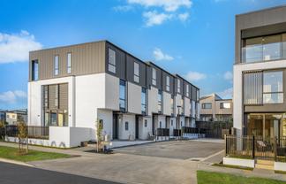 4/239 Flat Bush School Road, Flat Bush