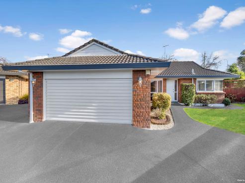 2/24 Pajaro Place, Golflands