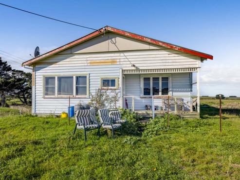 1099 Normanby Road, Manaia