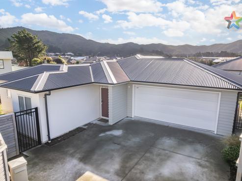 7 Brian Hughes Road, Wainuiomata