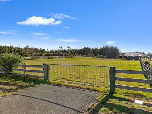 1 Roma Way, Waitarere