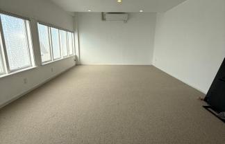 Prime Mt Roskill Location - 75sqm Office