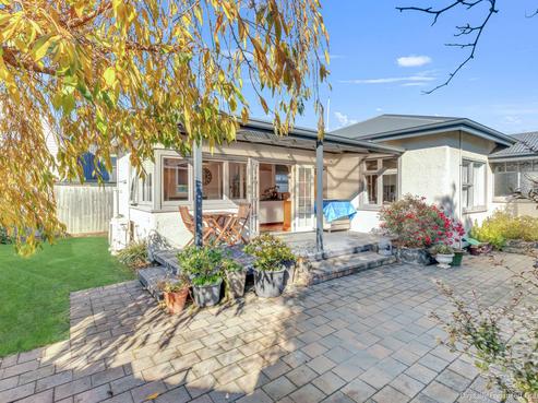 97 Sullivan Avenue, Woolston