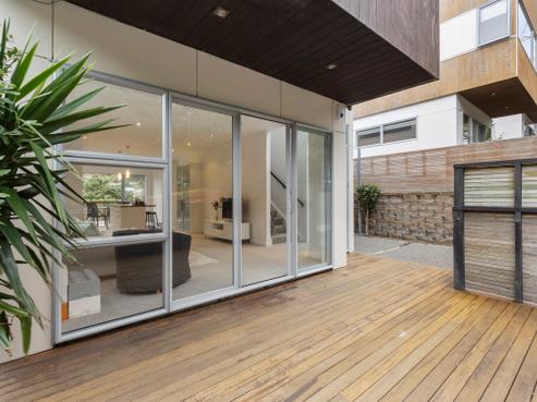 39 Tiketike Way, Brooklyn